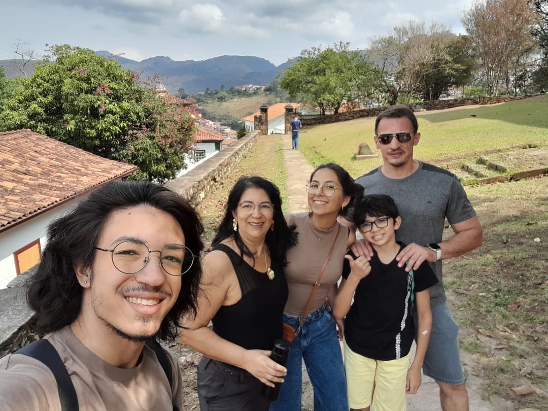 PhotoCarousel.images.sp6.alt