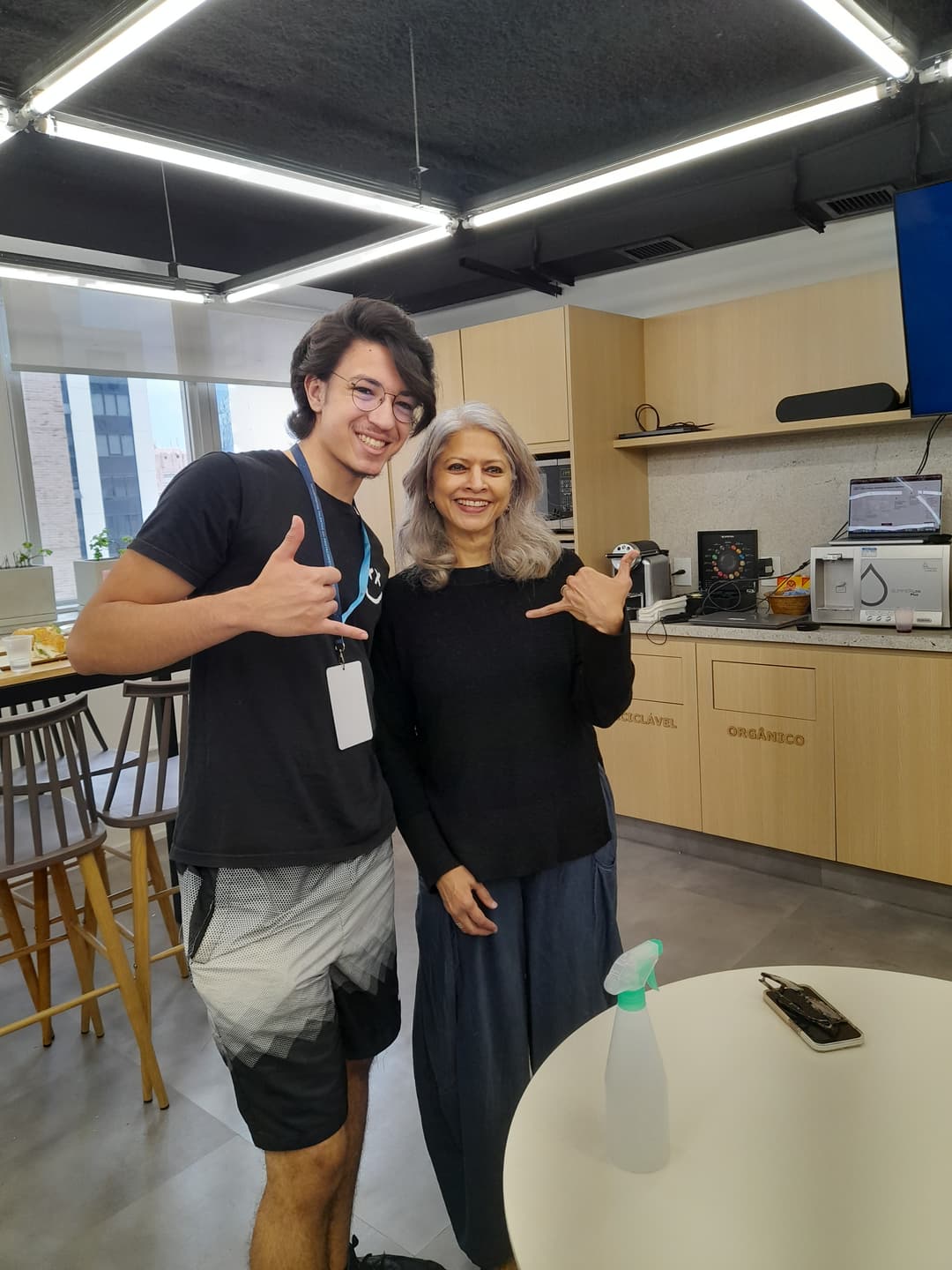 PhotoCarousel.images.sp10.alt