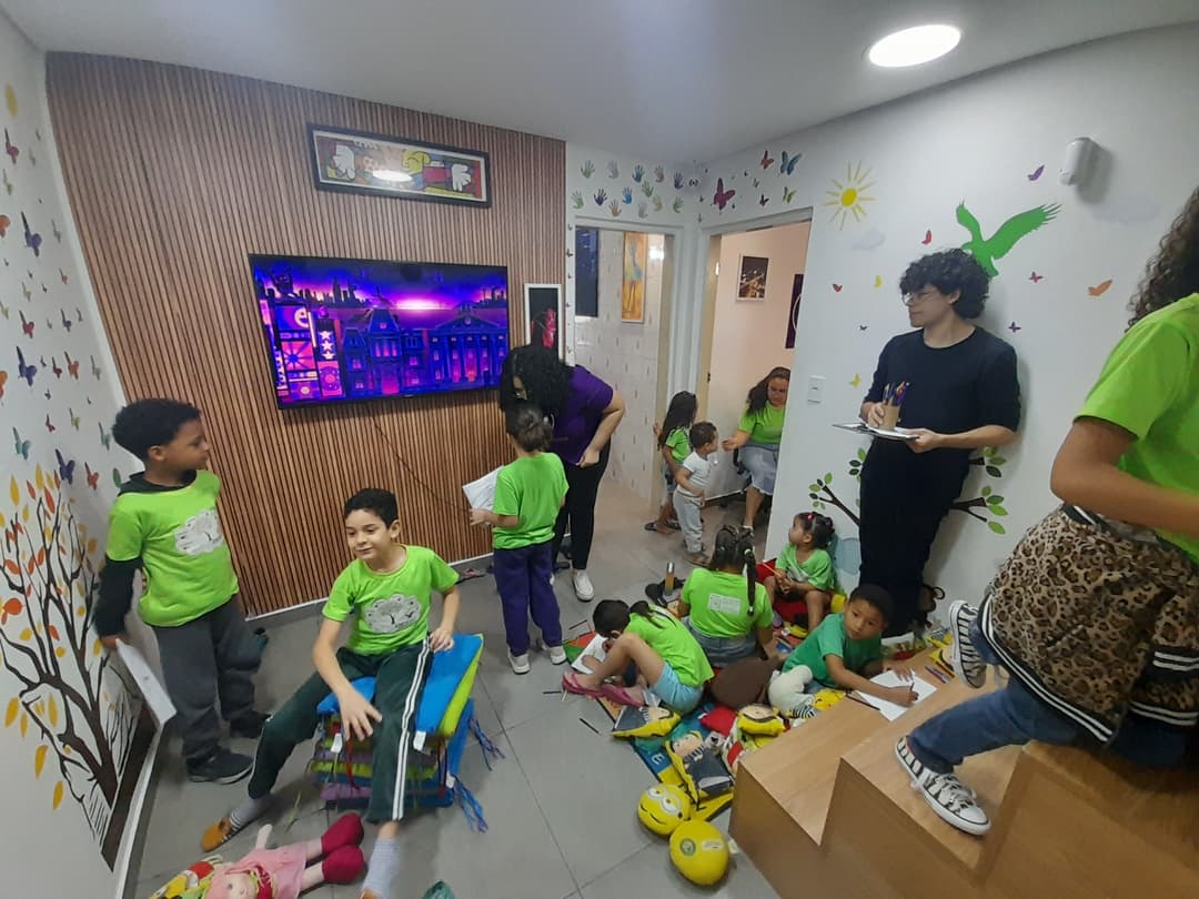 PhotoCarousel.images.sp15.alt