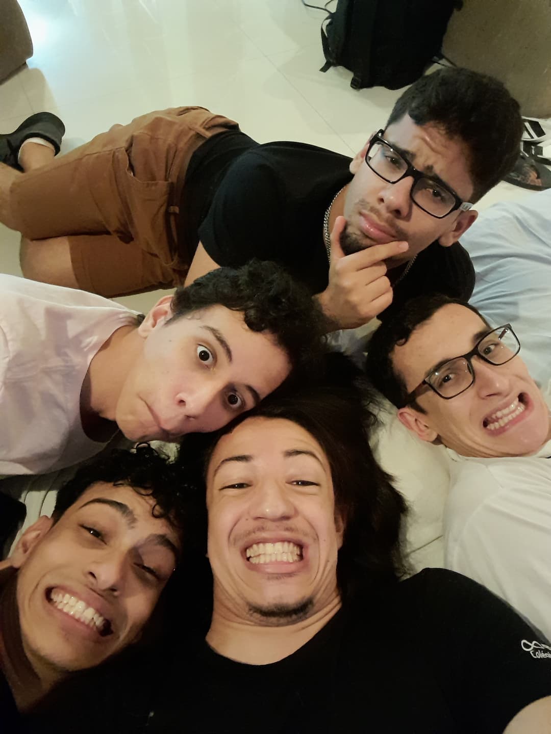 PhotoCarousel.images.sp18.alt