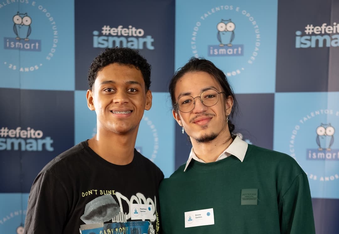 PhotoCarousel.images.sp40.alt